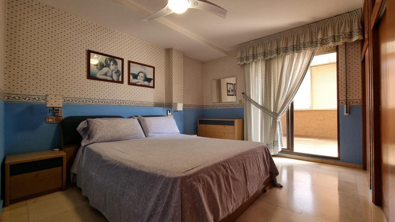 Atico Con Terraza Y 2 Habitaciones En Casco Antiguo Бенидорм Экстерьер фото